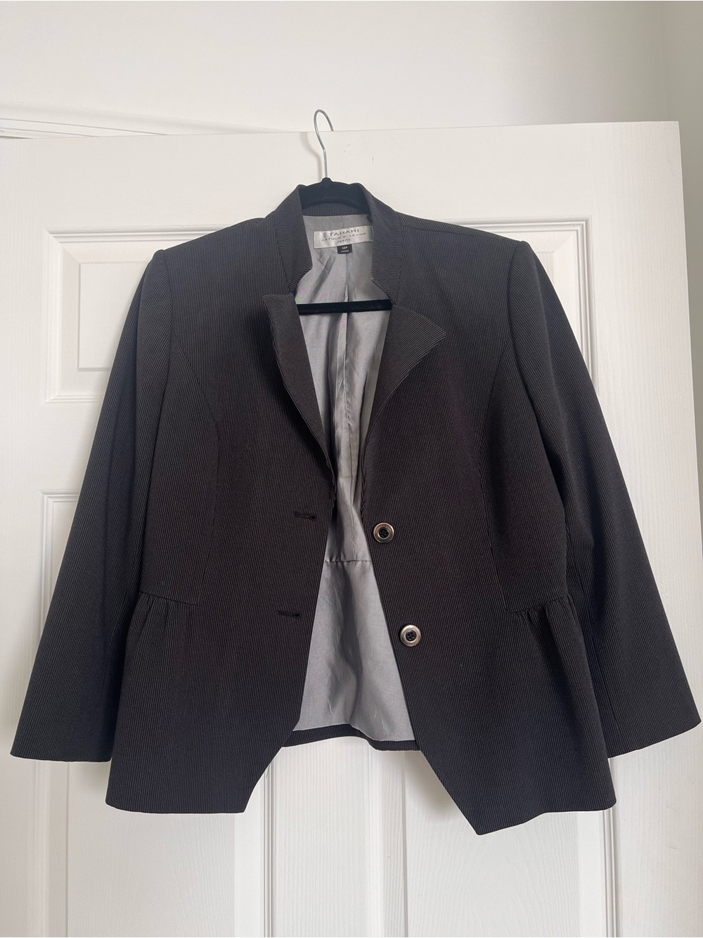 Tahari ASL Black Women's Structured Two-Button Blazer